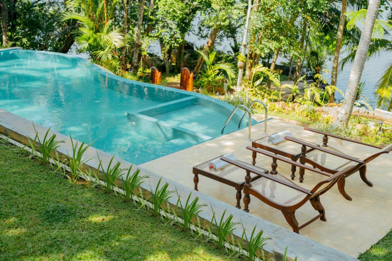 Villa Birdlake Hikkaduwa Exterior photo